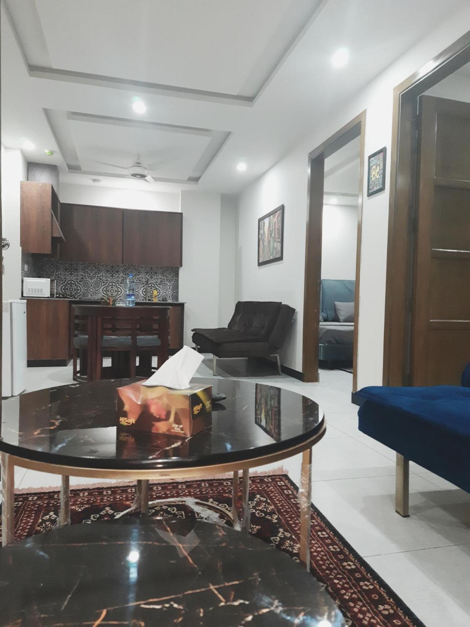 Northern Suites Bahria Town Rávalpindí Exteriér fotografie