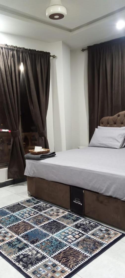 Northern Suites Bahria Town Rávalpindí Exteriér fotografie