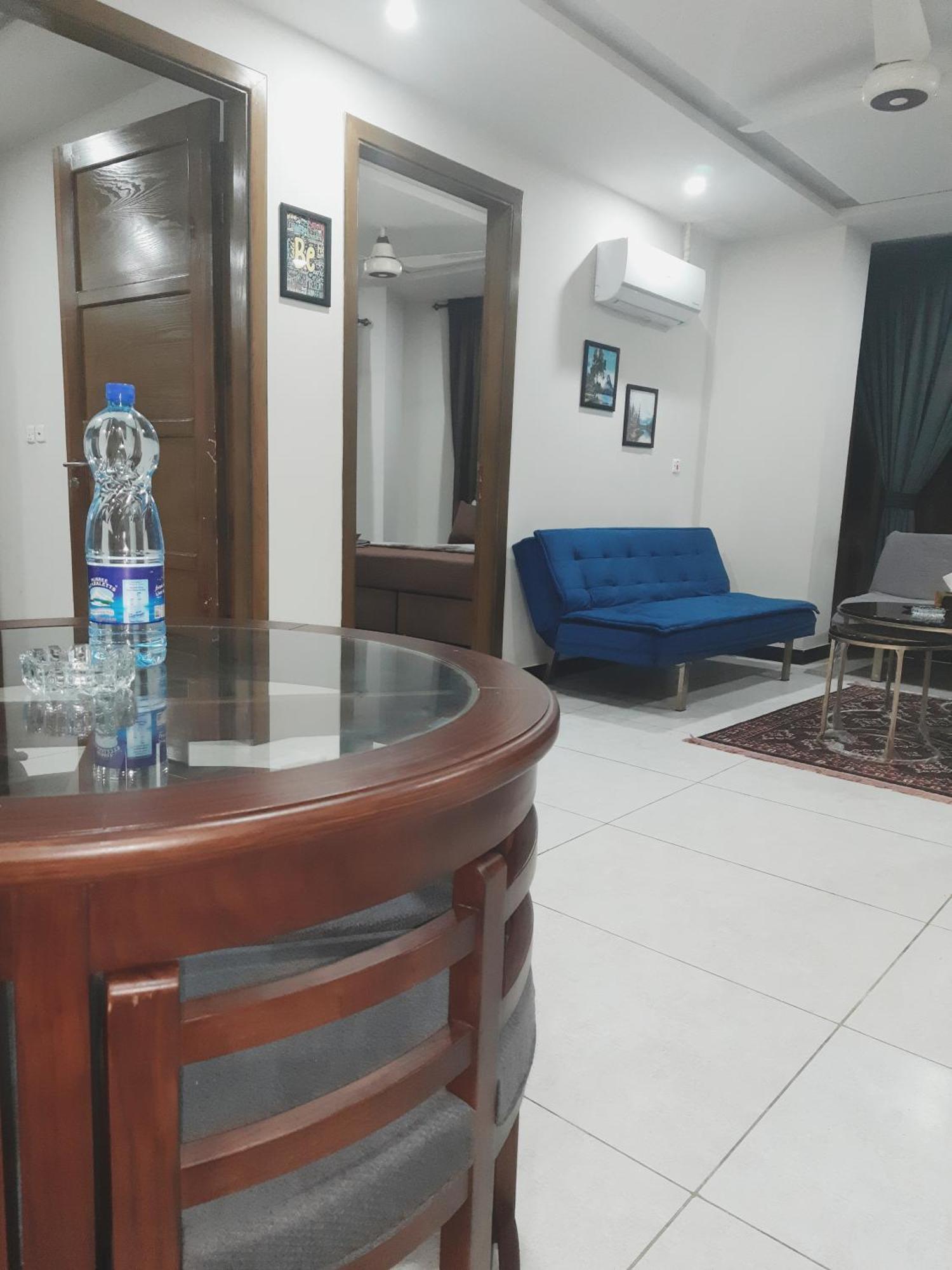 Northern Suites Bahria Town Rávalpindí Pokoj fotografie